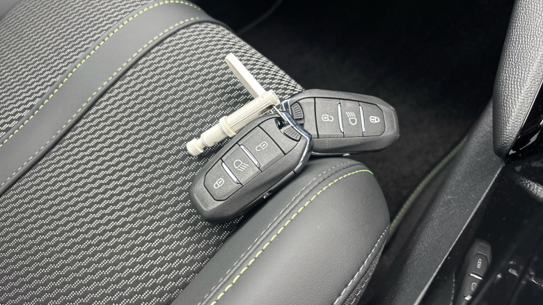 Peugeot 208 1.2 Hybrid 136 GT 5dr e-DSC6 Petrol Hatchback